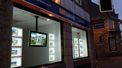 1724482_883347578363212_1168697136910945360_n